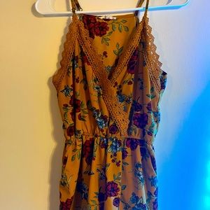 Flower romper with pockets